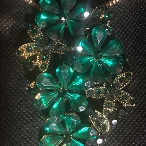 Betsy Johnson green flower pendant or brooch